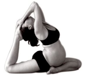 Pregnancy Yoga (8:00–9:00 AM)